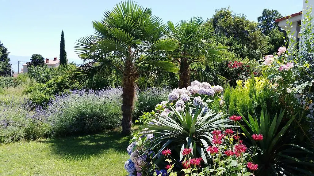 White Villa Brsec