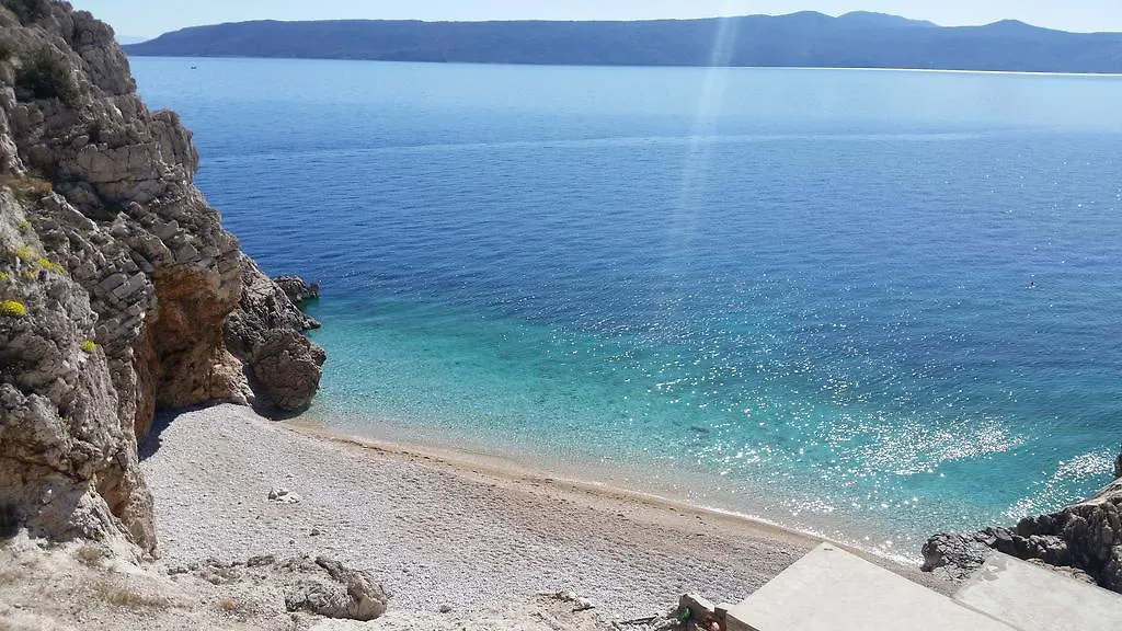 White Villa Brsec