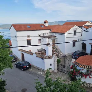 Penzion Galovic, Brseč